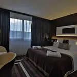 ホテル Ibis Styles Nantes Herblain サン・テルブラン