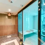 Ibis Styles Nantes Herblain サン・テルブラン