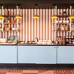 Ibis Styles Nantes Herblain 3* サン・テルブラン