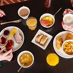 ホテル Ibis Styles Nantes Herblain 3*