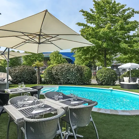 Ibis Styles Nantes Herblain Szálloda