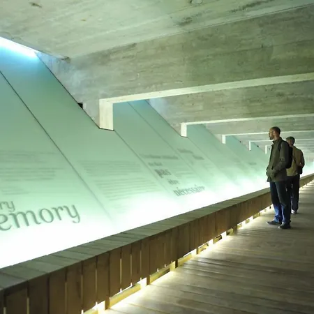 Ibis Styles Nantes Herblain 圣埃尔布兰