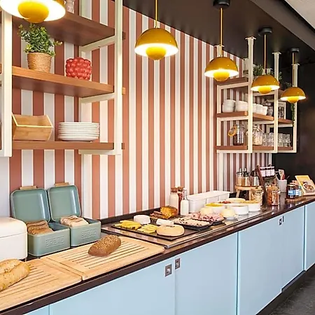 Ibis Styles Nantes Herblain 酒店 圣埃尔布兰