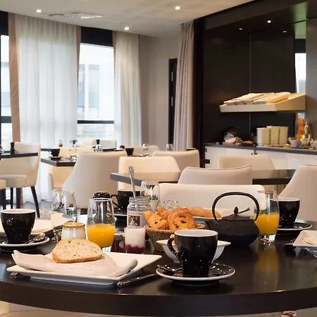Hotell Le Colisee Nantes St Herblain Saint-Herblain