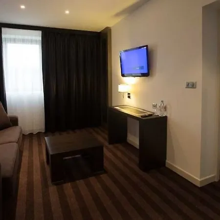 Ibis Styles Nantes Herblain Szálloda