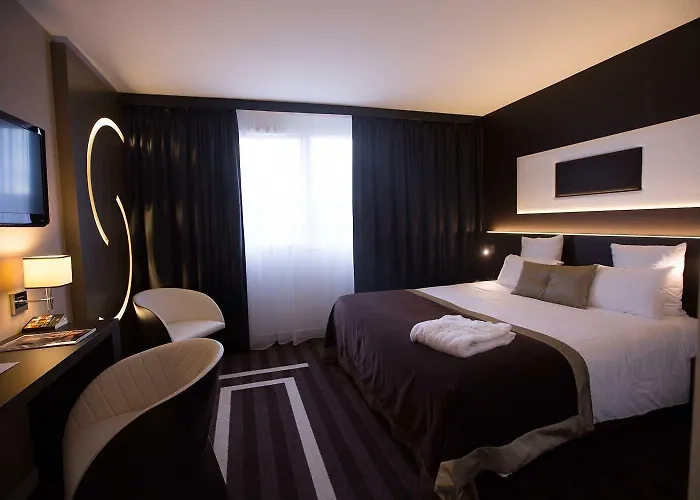 Ibis Styles Nantes Herblain فندق 3*
